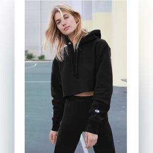 Champion Women’s Reverse Weave Cropped Cut-Off Hooded Sweatshirt